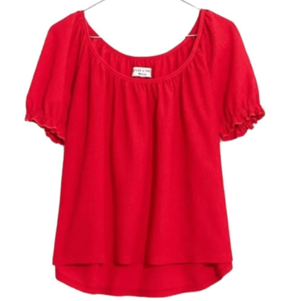 Madewell texture and thread, red peasant, top size small